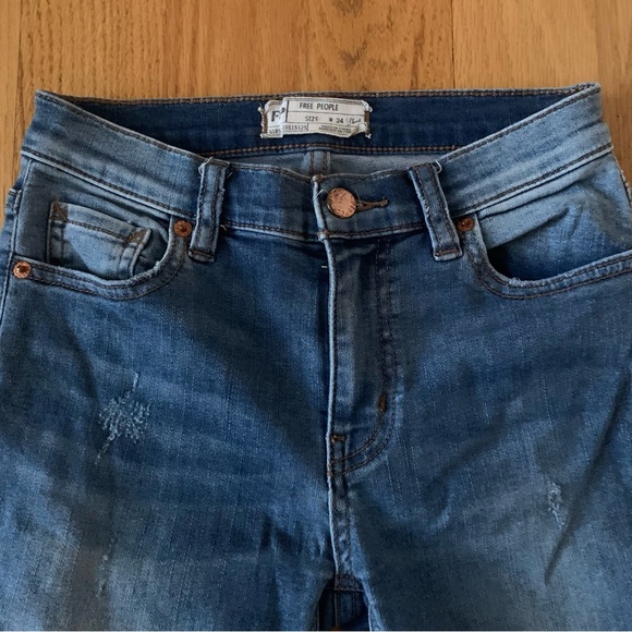 Free People Great Heights Frayed Skinny Jeans Size 24 short - Picture 6 of 8